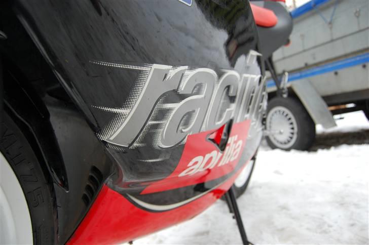 Aprilia RS 50 REPLICA væk billede 3