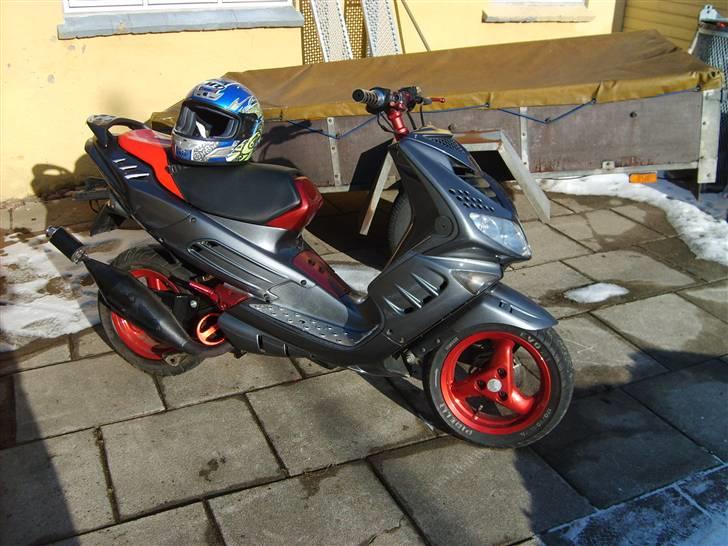 Peugeot speedfight 2 solgt billede 11