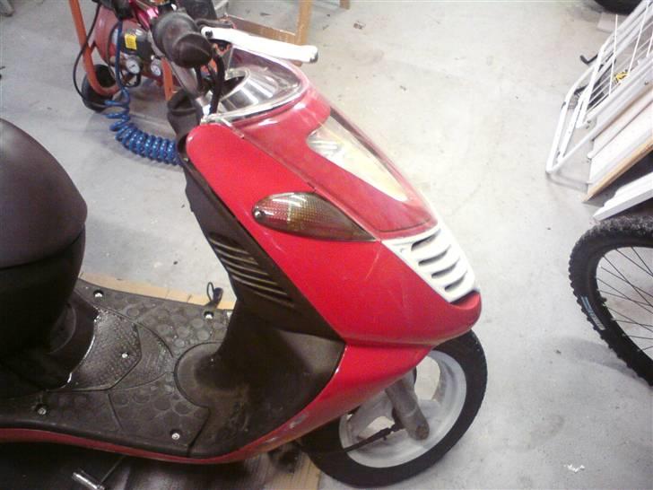 Aprilia sonic - SOLGT billede 3