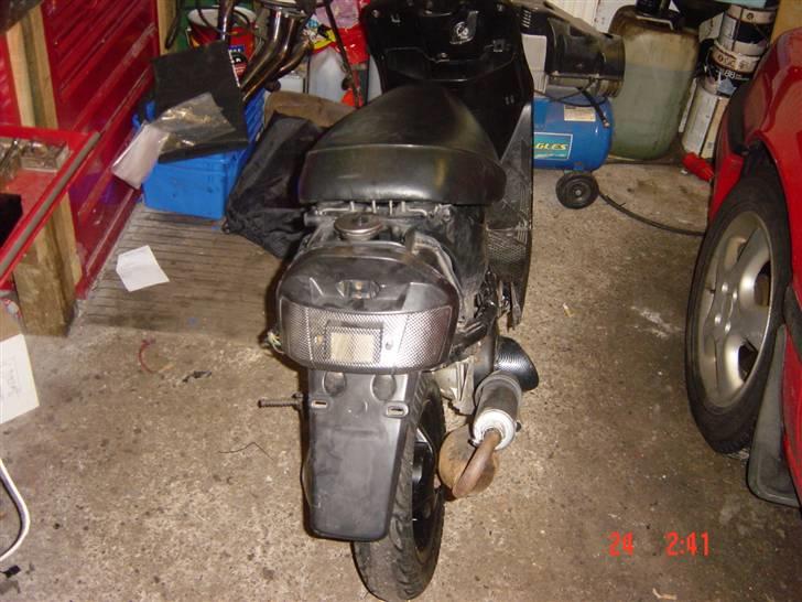 Yamaha jog - SOLGT billede 2