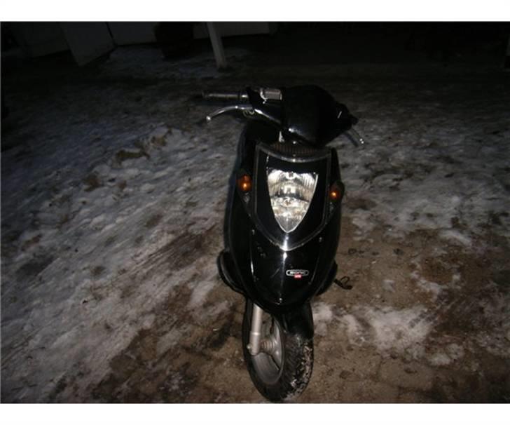 Aprilia sonic(det sorte dyr2solgt billede 3