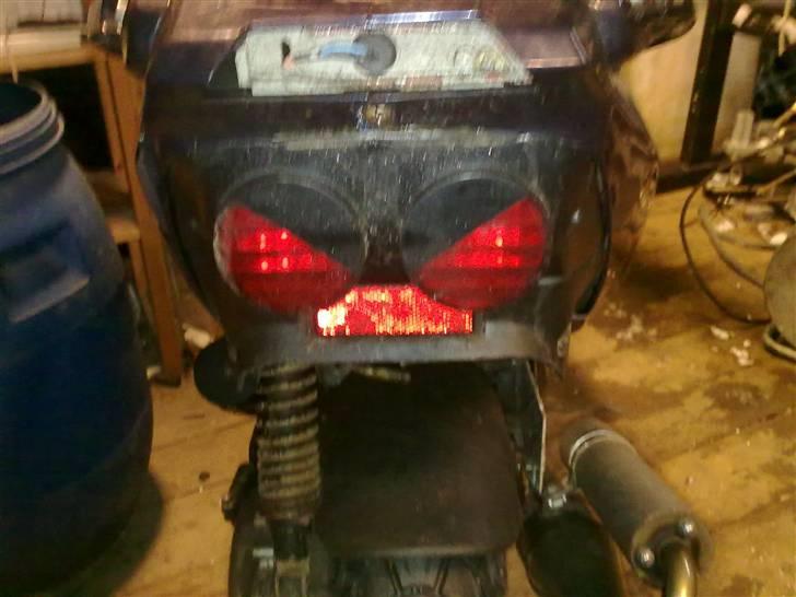 PGO Dr. big - badeyes baglygte billede 5