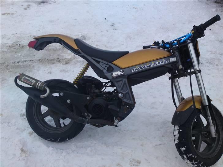 Suzuki street magic >>solgt<< billede 2