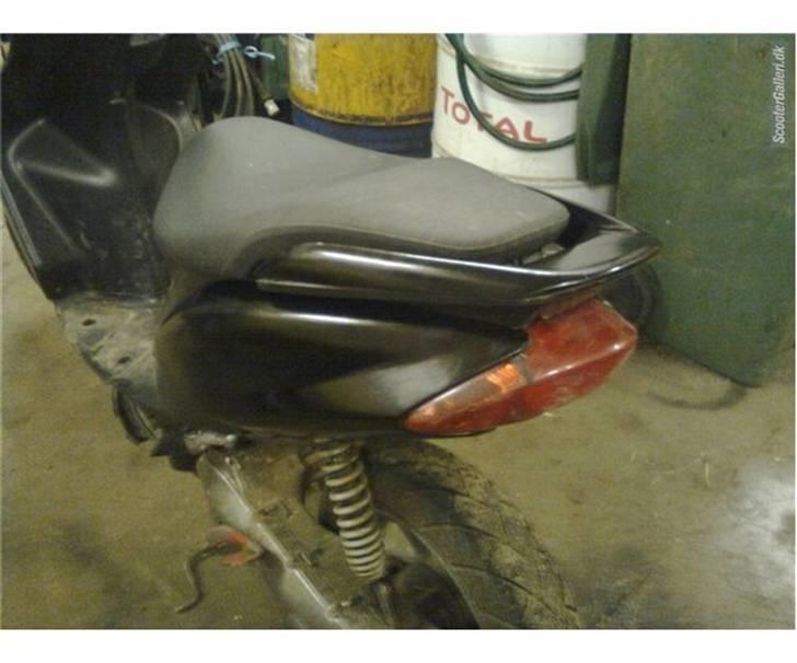 Yamaha jog r  (Solgt) billede 11