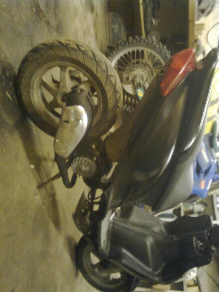 Yamaha jog r  (Solgt) billede 14