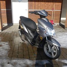 Yamaha Jog R aka. MC'en <SOLGT>