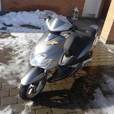 Yamaha Jog R aka. MC'en <SOLGT>