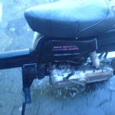 Suzuki FZ50 *Pusser* SOLGT