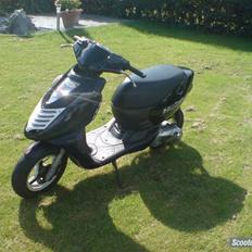 Aprilia Sonic (VÆK)