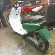 Yamaha neos (nakket:( )