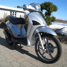Piaggio Liberty ™ 