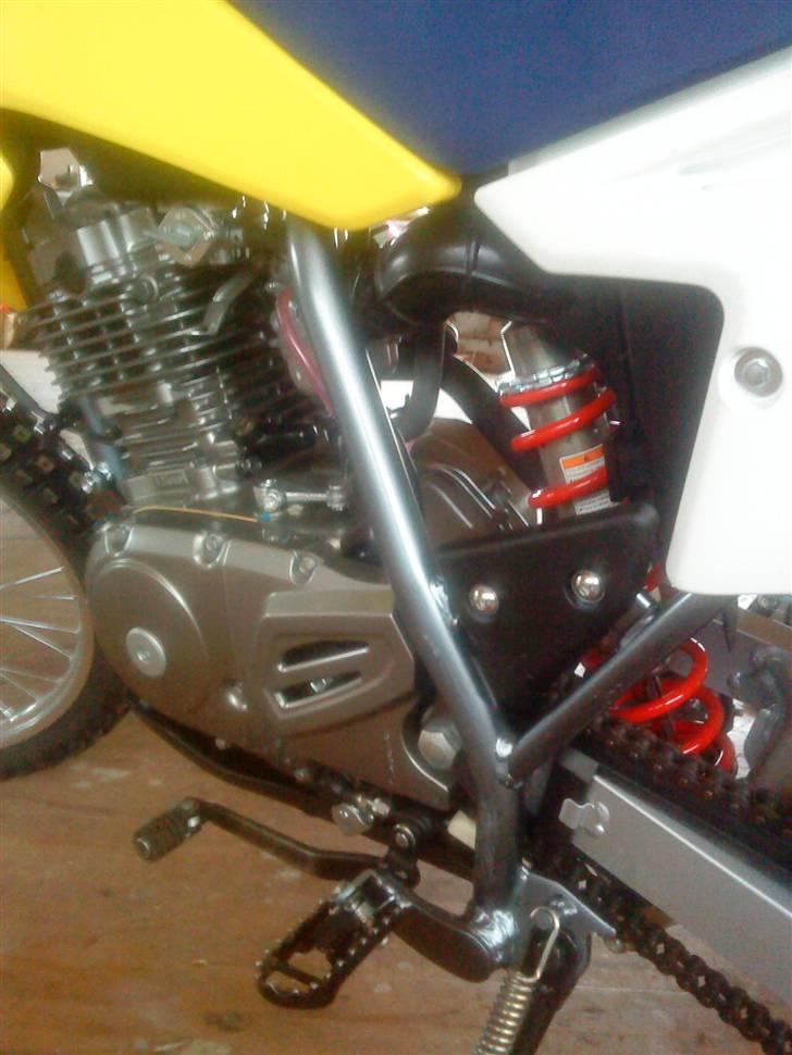 Suzuki drz 125 billede 4