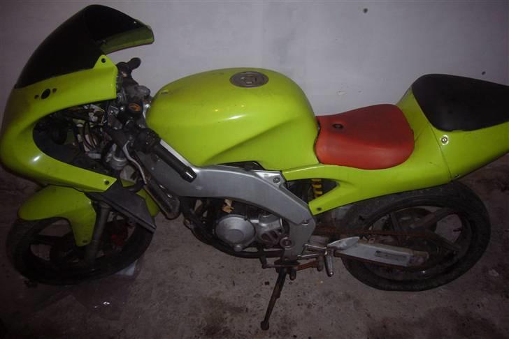 Aprilia RS50 (SOLGT!) billede 1