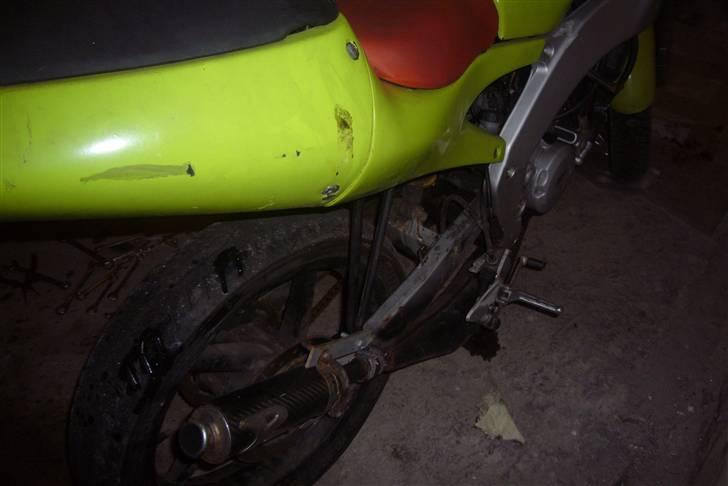 Aprilia RS50 (SOLGT!) billede 4