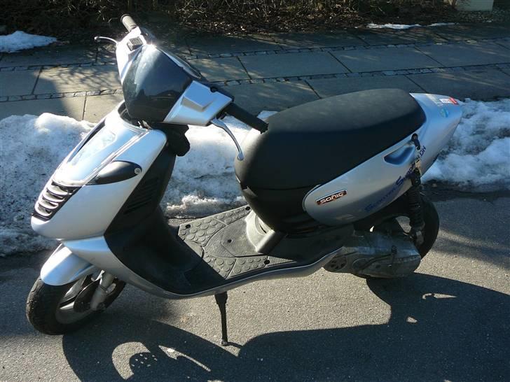 Aprilia sonic billede 3