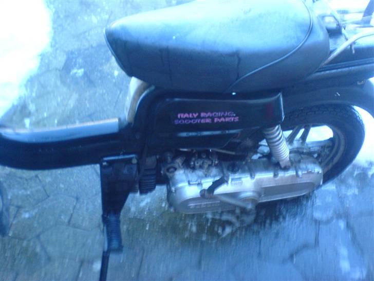 Suzuki FZ50 *Pusser* SOLGT billede 3