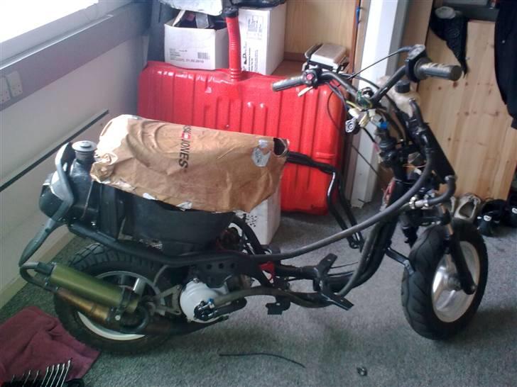 Yamaha Jog AS - LC  FØR billede 9