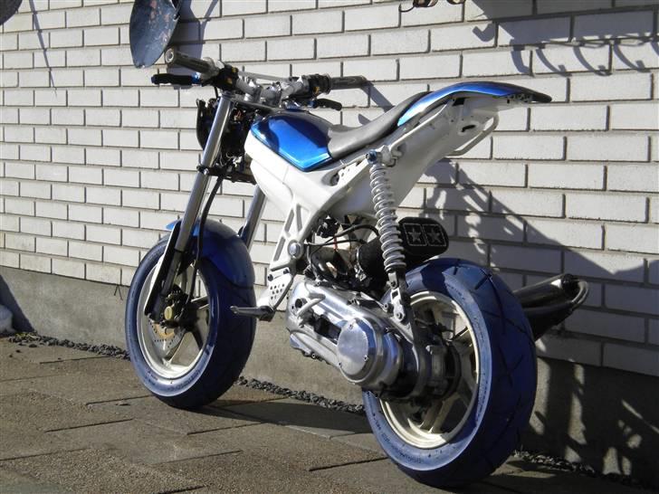 Suzuki Street Magic >>SOLGT<< billede 2