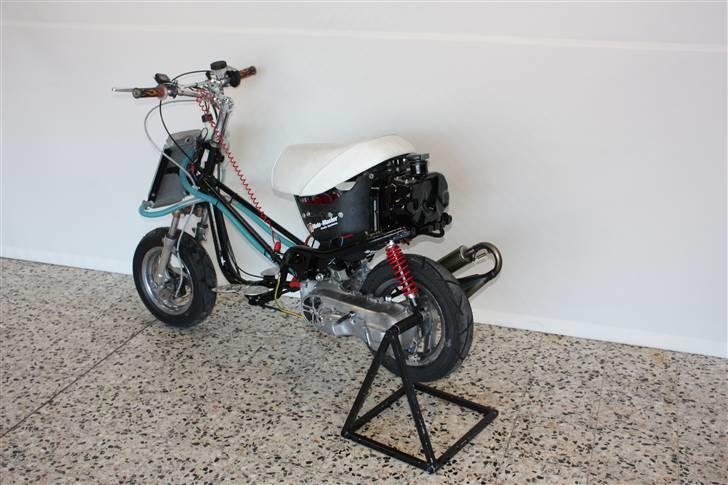 Yamaha jog LC TS  SOLGT billede 4