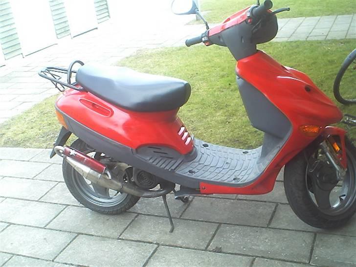 Adly Silver Fox 50 - her kan i se kick starteren som fungerer perfekt. billede 2