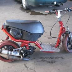 Aprilia Sonic "under opbygning"