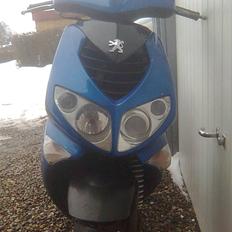 Peugeot s-f 2  tilsalg 2000.-