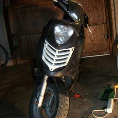 Aprilia Sonic AC