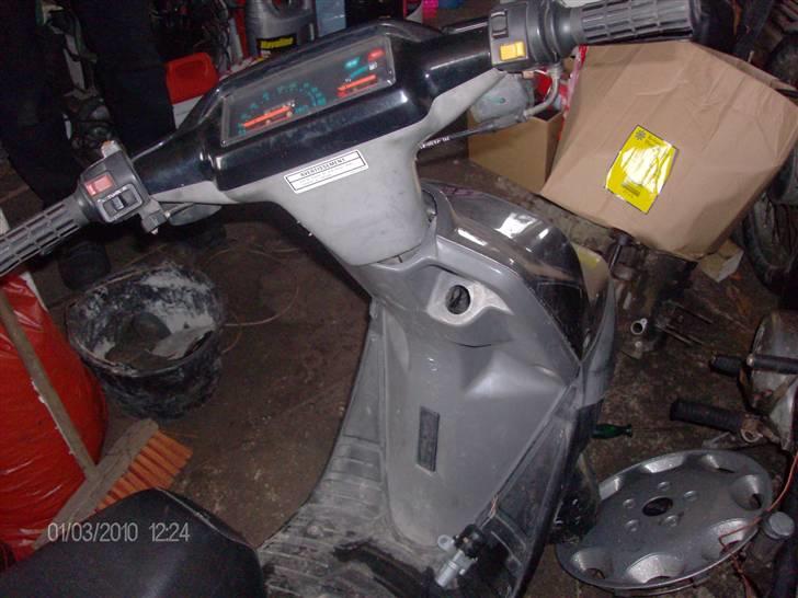 Yamaha BWS CW50 45 SOLGT billede 2