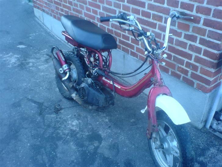 Suzuki fz/hot50(solgt) billede 1
