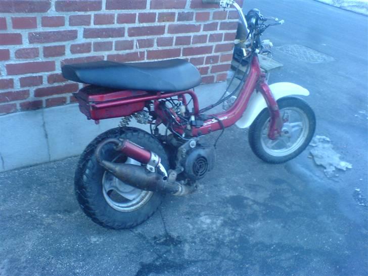 Suzuki fz/hot50(solgt) billede 2