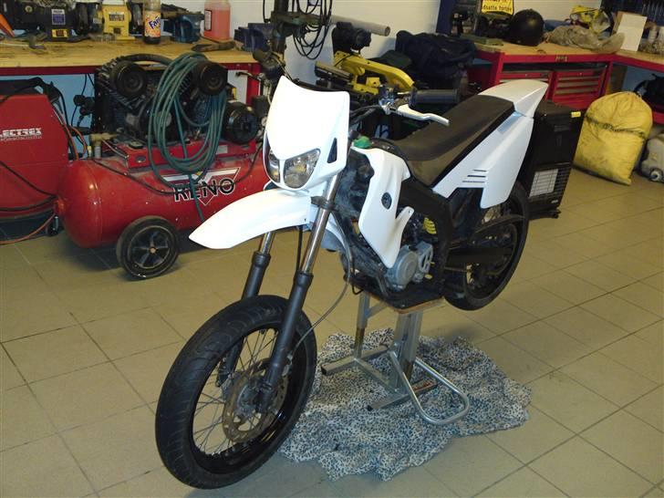Derbi Senda solgt ;( - ny malet skjolde:) billede 4