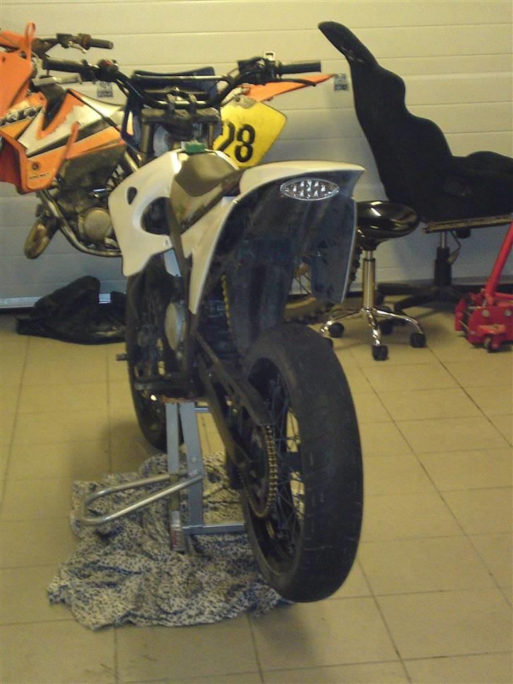 Derbi Senda solgt ;( - ny malet skjolde:) billede 5