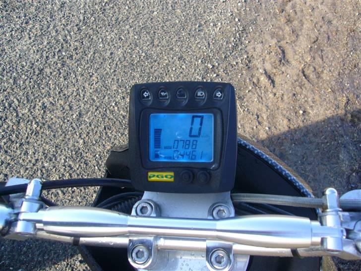 PGO PMX Naked SOLGT billede 5