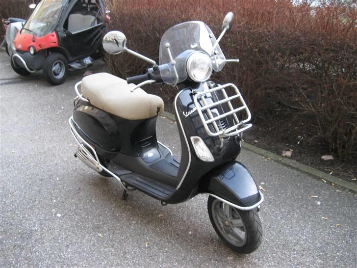 Piaggio Vespa LX 50 (Solgt) billede 1