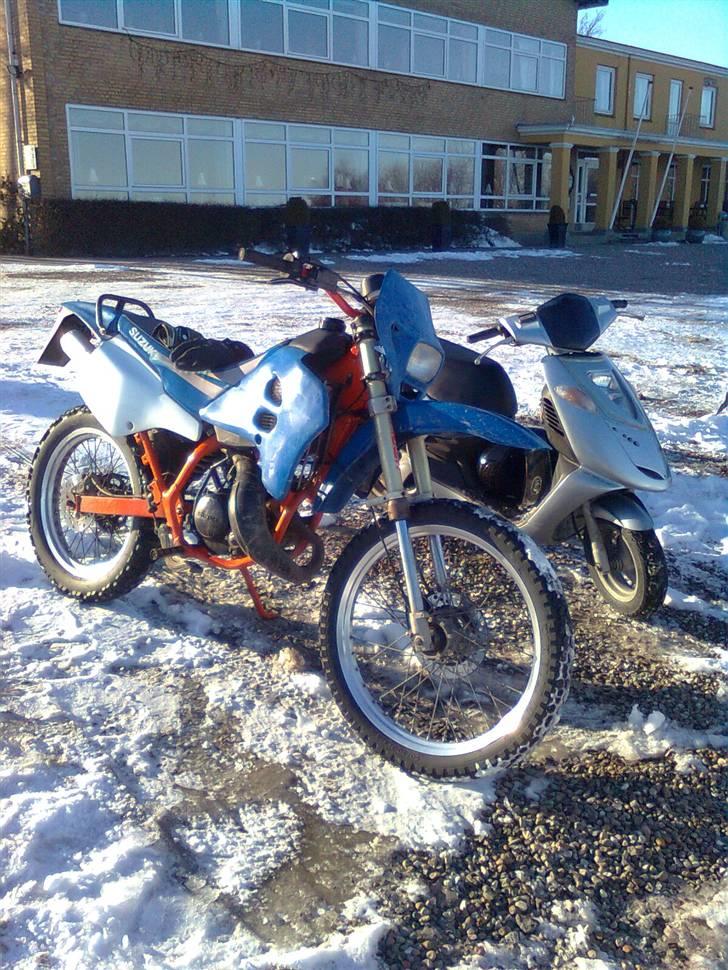 Suzuki Rmx (Solgt) - jojo, skønheden og, nej det mente jeg ikke;=) billede 1