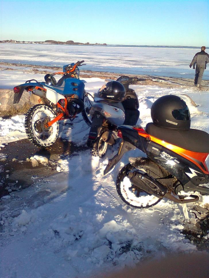 Suzuki Rmx (Solgt) - ved vandet billede 3