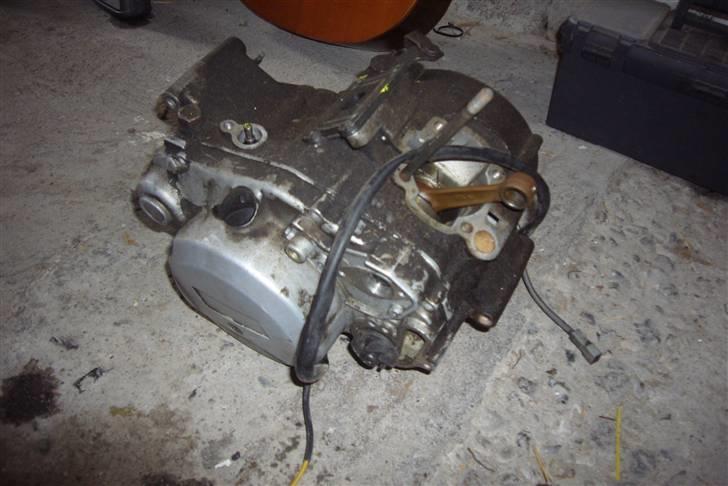 Aprilia RS50 (SOLGT!) billede 6