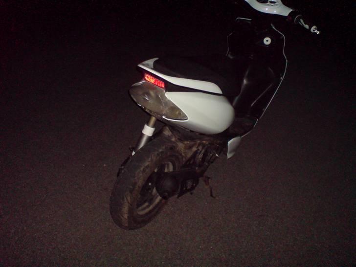 Yamaha Jog R  (SOLGT) billede 4