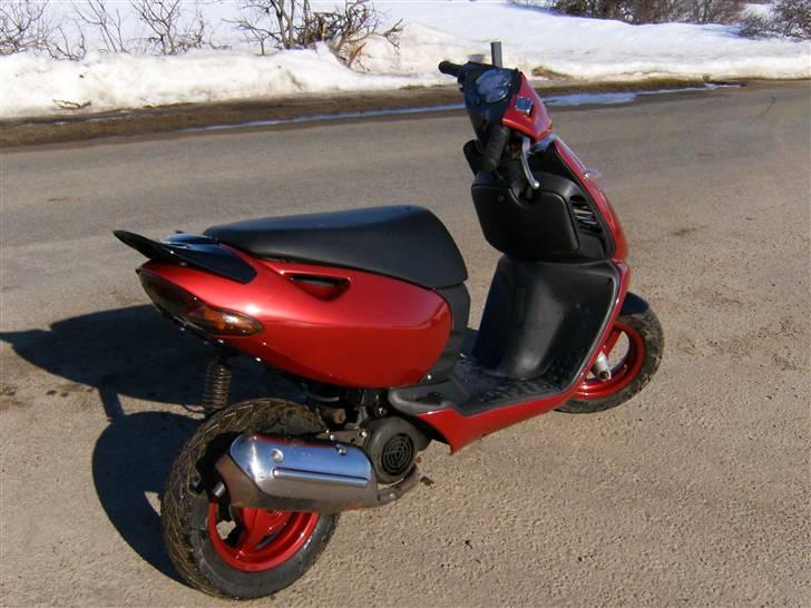Aprilia Sonic CandyRed Byttet--  billede 1