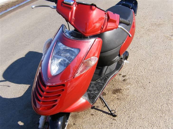 Aprilia Sonic CandyRed Byttet--  billede 4