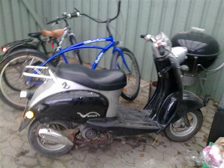 {{currentPhoto.altText}} billede {{currentPhoto.number}}