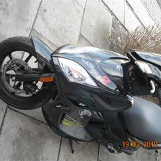 Kymco super 8