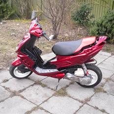 Peugeot speedfight 2 [solgt]