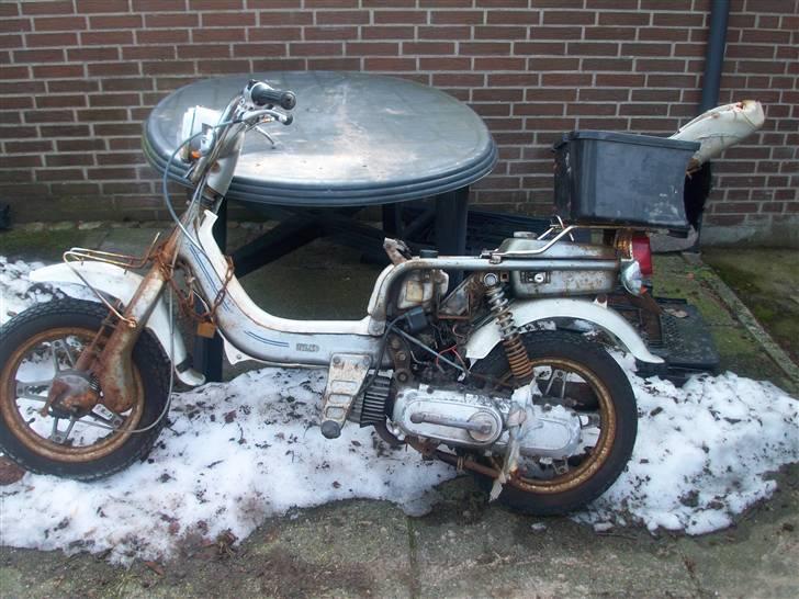 Suzuki fz50 (SOLGT) billede 1