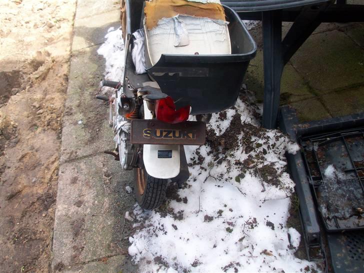 Suzuki fz50 (SOLGT) billede 3