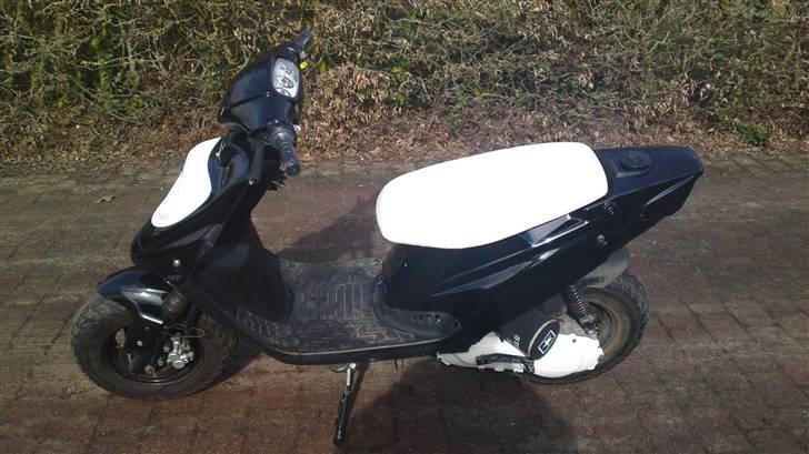PGO hot 50 solgt billede 2