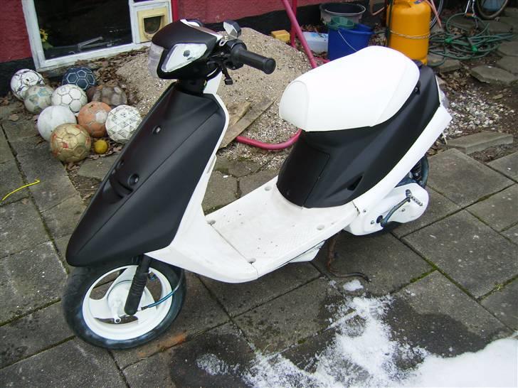 Yamaha Jog Solgt! billede 1