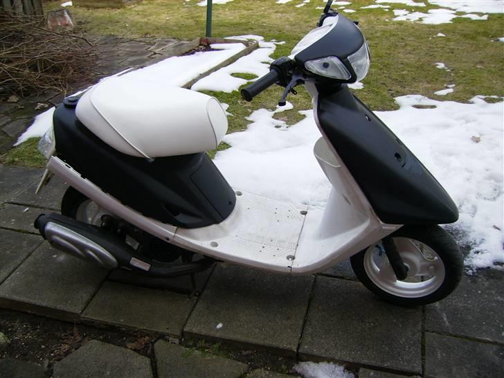 Yamaha Jog Solgt! billede 2
