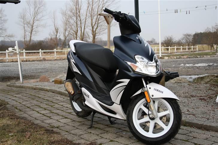 Yamaha jog r  billede 1