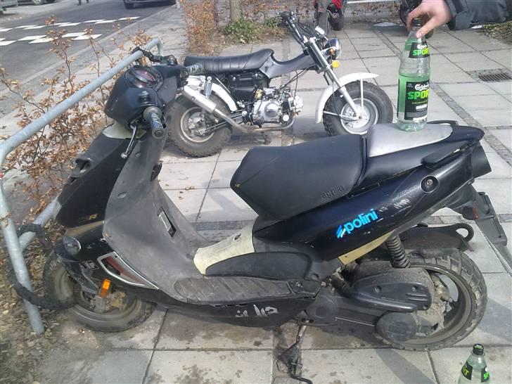 Aprilia SR50 Ditech - Solgt - Mange ridser :S billede 3